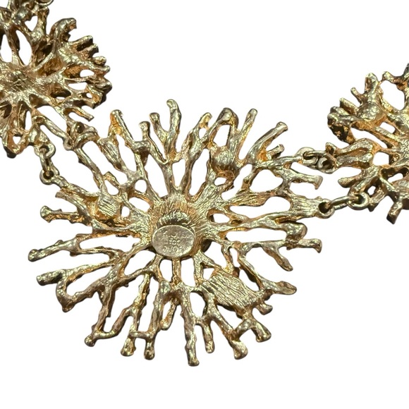 Vintage Kenneth Jay Lane for Avon Coral Statement Necklace Gold Tone Rhinestone - Picture 5 of 6